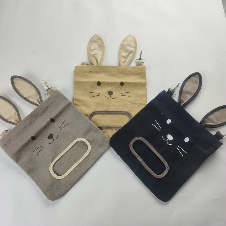 Convenient Hanging Rabbit Hay Bag